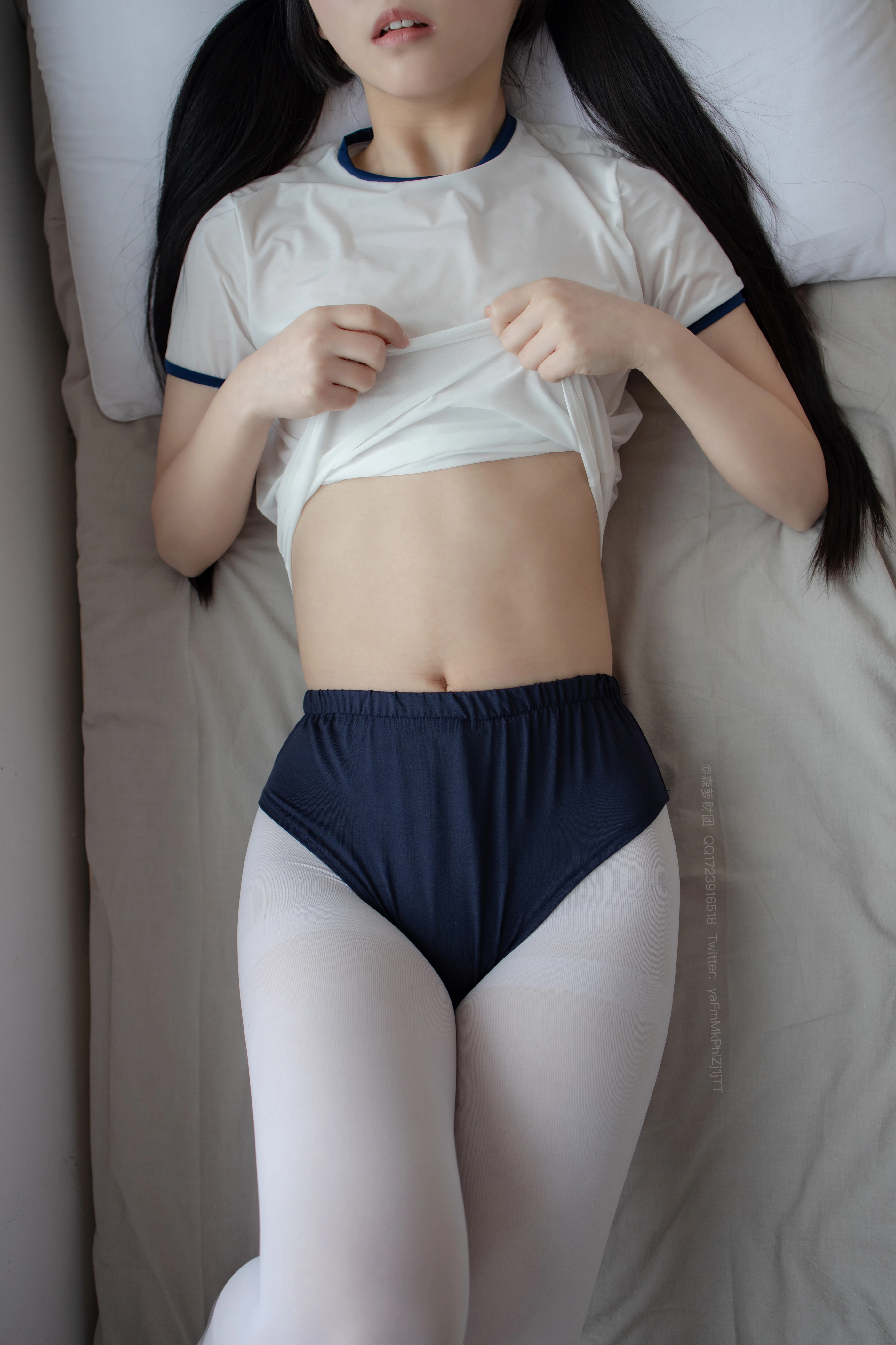 森萝财团 [X-056] 超薄死库水白丝 [91P 1V]插图1